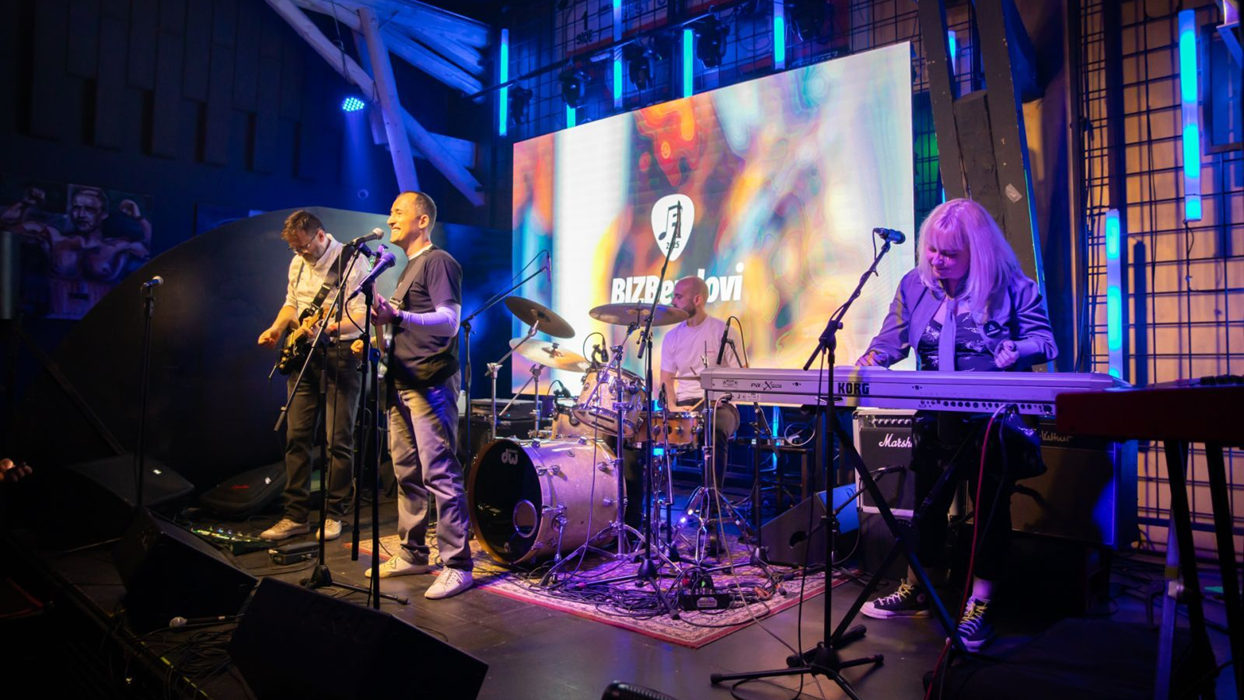 Memory Likovi playing at BIZBendovi